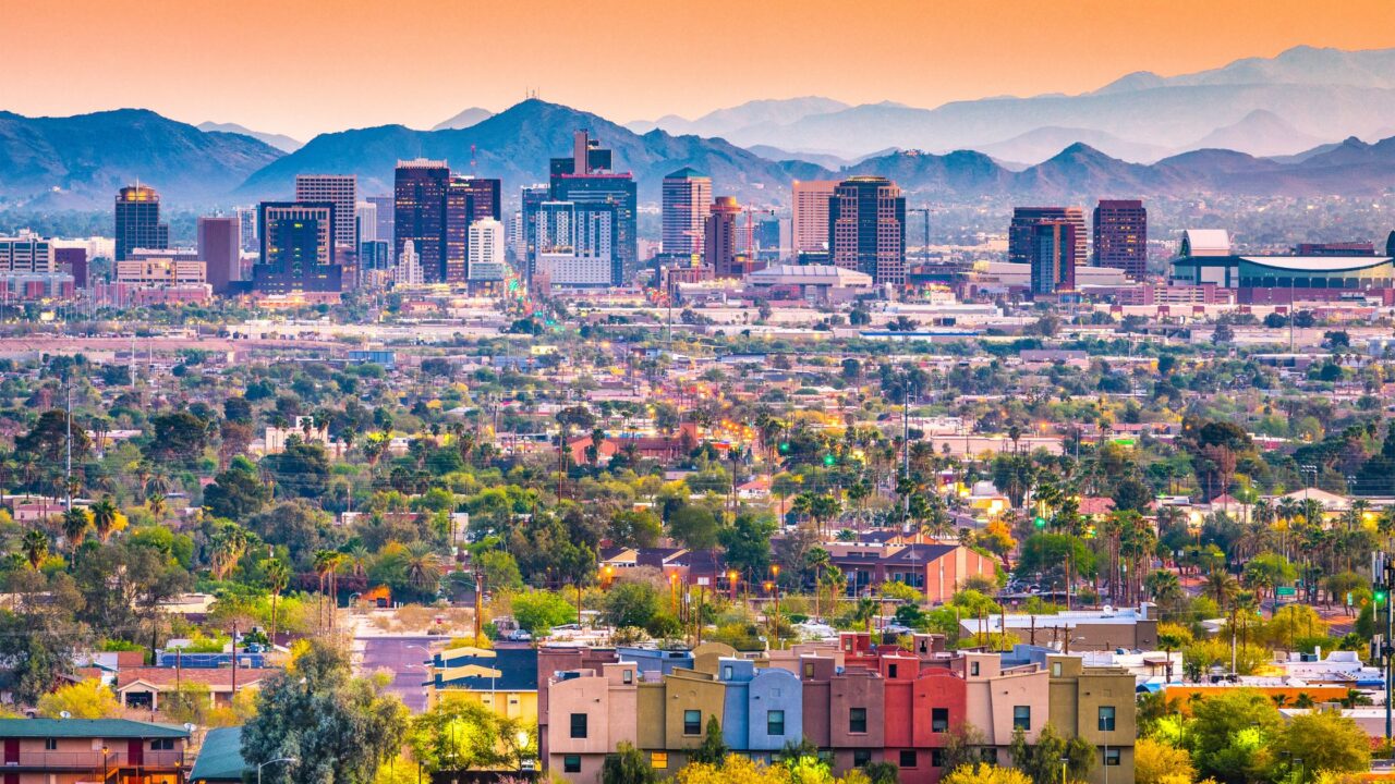 the skyline of Phoenix